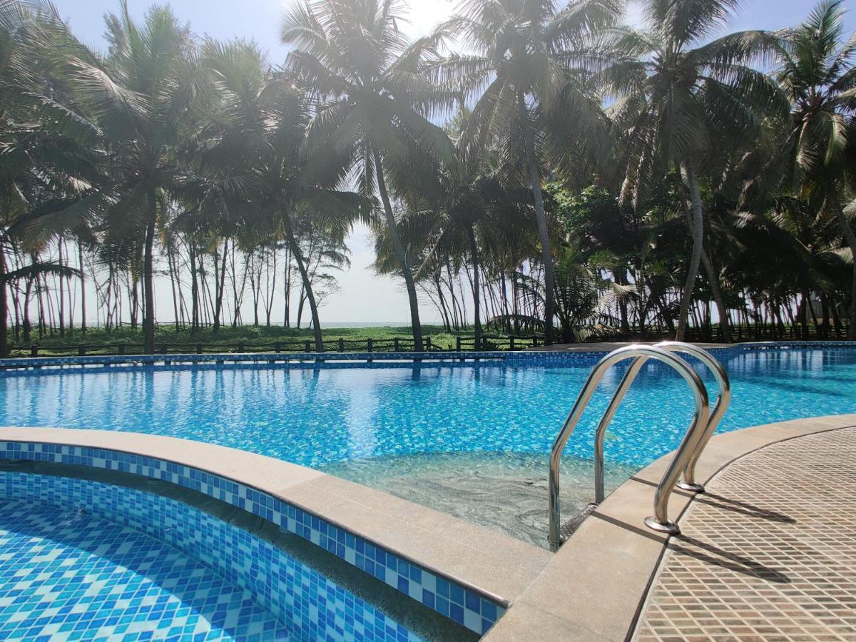 The Nattika Beach Resort Thrissur エクステリア 写真